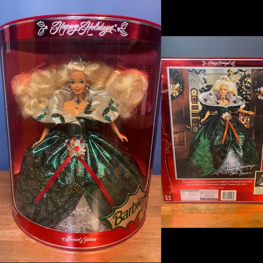 *NEW IN BOX* 1995 Holiday Barbie
